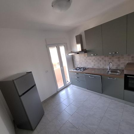 San Giovanni Suèrgiu Appartamento Sankt Johann מראה חיצוני תמונה